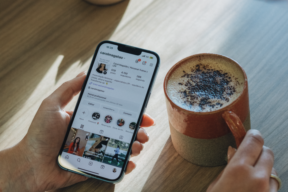 Facebook ouvre les réglages de son algorithme : ce que Your Algorithm change pour les marques