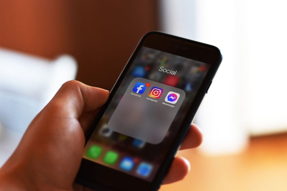 Instagram : les liens cliquables dans les posts arrivent, mais avec l'abonnement Meta One